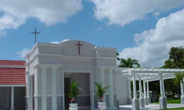 Blessed Trinity Catholic Church Miamisprings Com Miami Springs