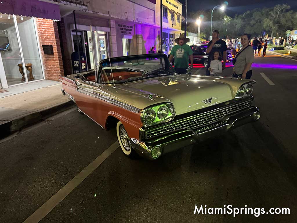 Classic Cars at the 2025 River Cities Festival (Photo Credit: MiamiSprings.com)