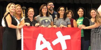 Senator Manny Diaz Jr Presents Springview with A+ Flag