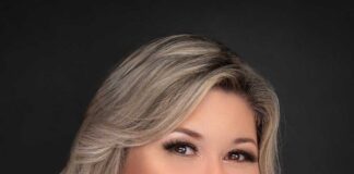 Ms. Ruiz Named Teacher of the Year at Springview Elementary Ms Ruiz Springview Elementary Teacher of the Year