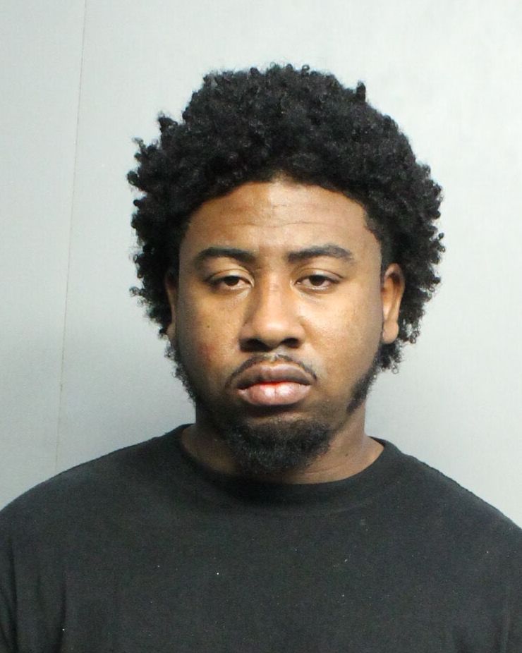 Convicted felon, Malik Smith, arrested for possession of a firearm