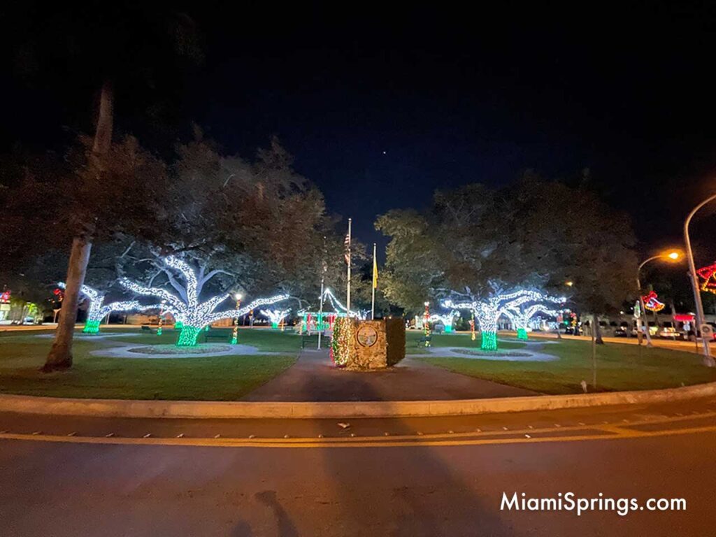 Christmas Decorations on the Miami Springs Circle