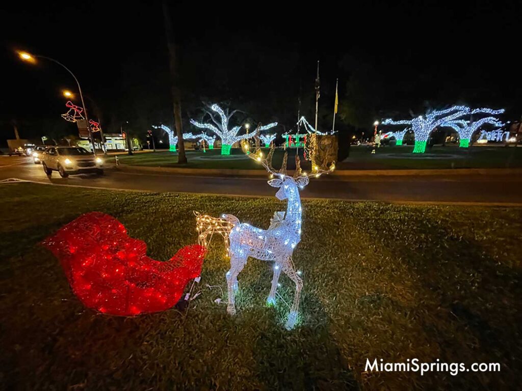 Christmas Decorations on the Miami Springs Circle