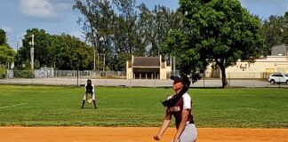 Lady Hawks Softball Beat Westland 5-1 Miami Springs Lady Hawks (photo credit: @mssh_hawks)