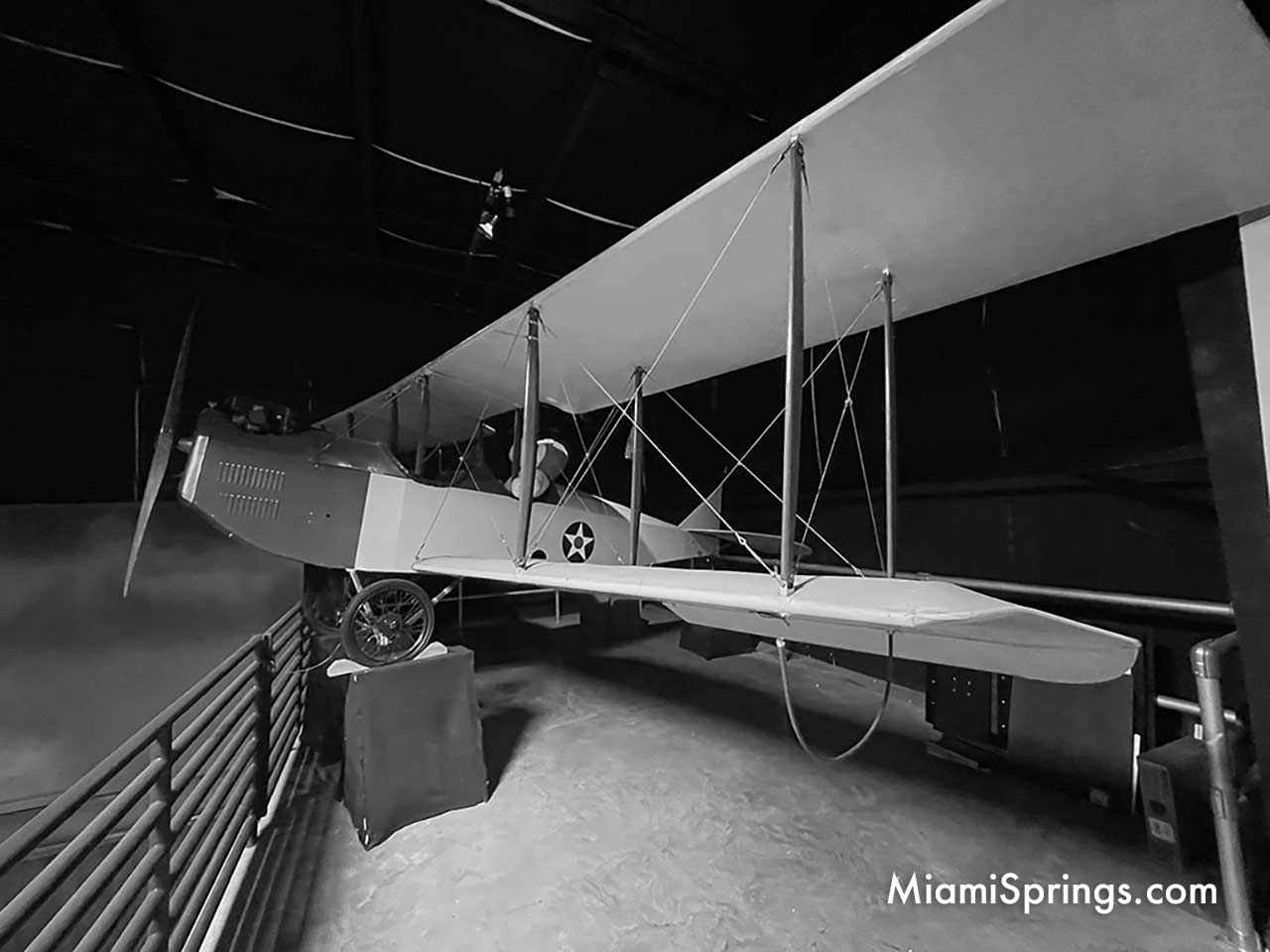 Curtiss JN-4 "JENNY" Biplane