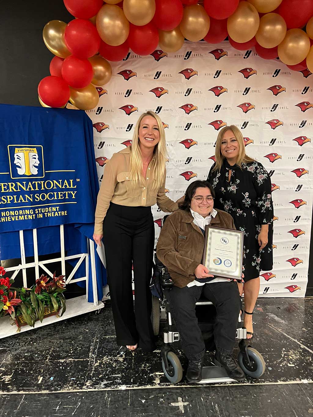 Congratulations to Natalie Quintana for winning the Miami-Dade County Public Schools Student Award of Excellence - (Photo Credit: @mssh_hawks)