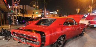 Christmas Car Show on the Circle