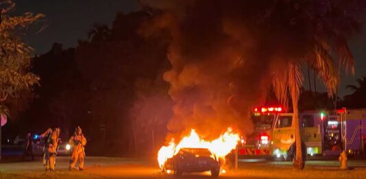 Marcos GT catches fire in Miami Springs