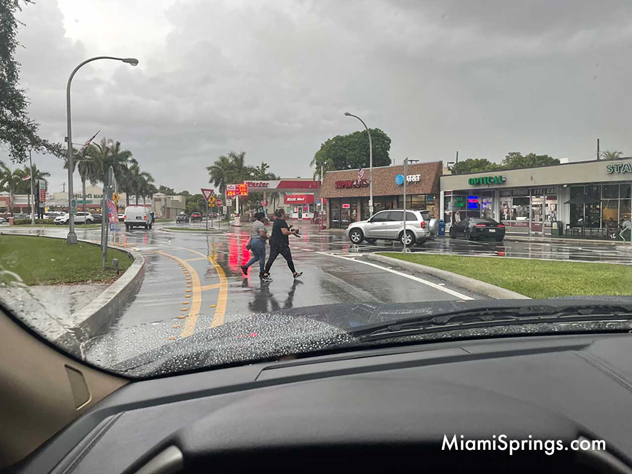 Pedestrians crossing from the Circle in Miami Springs