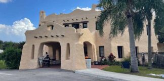 Curtiss Mansion Classic Car Show Curtiss Mansion Car Show (Photo Credit: Miami Springs Historical Society)