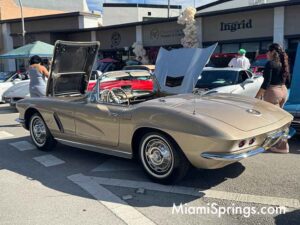 Glenn Curtiss Vintage Motorcycle and Classic Car Show in Miami Springs Nov 1, 2025