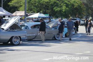 Glenn Curtiss Vintage Motorcycle and Classic Car Show in Miami Springs Nov 1, 2025