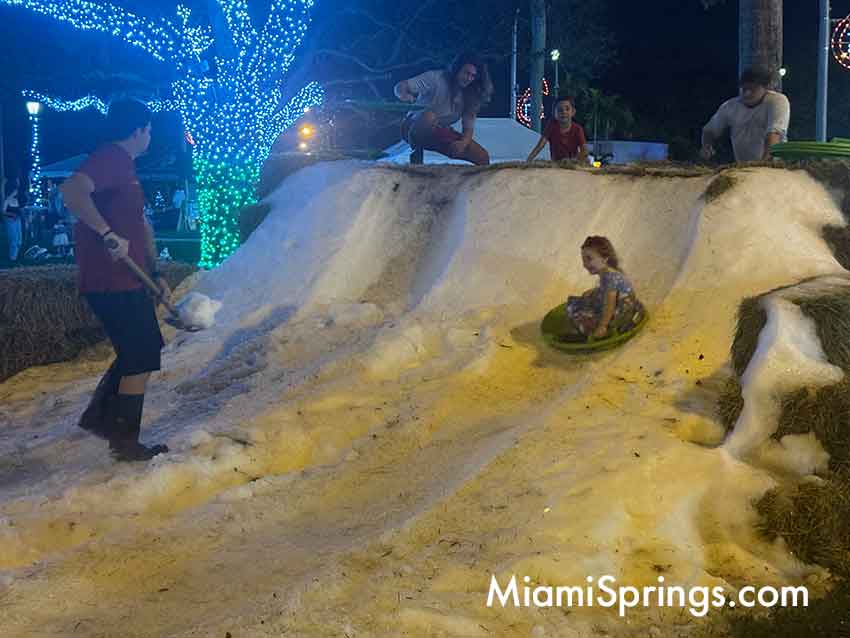 Christmas at the Gazebo event in Miami Springs