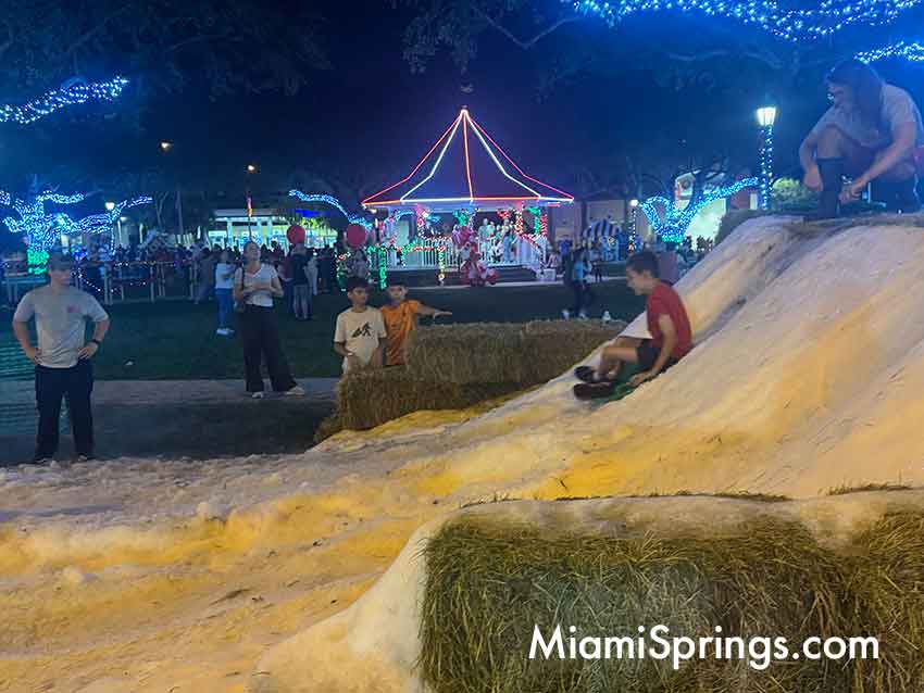 Christmas at the Gazebo event in Miami Springs
