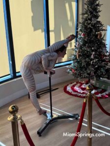Contortionist at the Aerialbatics Grand Opening Event