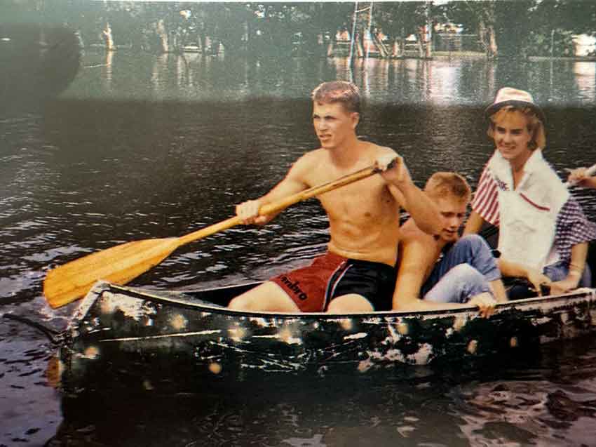 October 1991 Flood (Photos courtesy MSSH 1992 Year Book Spectre)