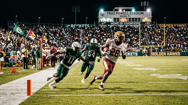 Miami Springs Golden Hawks Football vs Miami Central Rockets